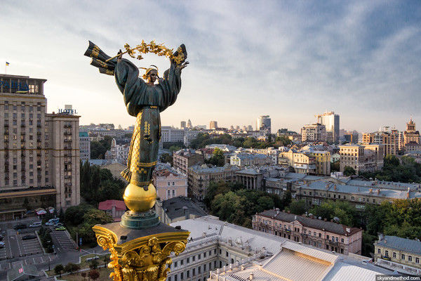 В Киеве считают возвращение России в G8 поражением Украины.