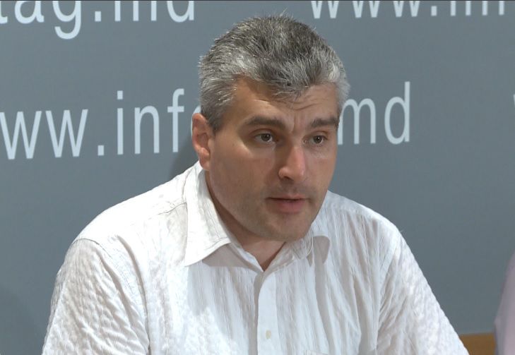 Слулсарь сказал, что "всей душой желает кандидату в премьеры успехов".