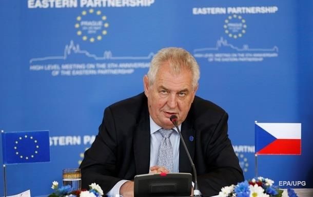 Украинское дипведомство получило много извинений из-за заявлений Земана о Крыме.
