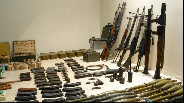 Inculpaţii, doi foşti militari în termen, au fost condamnaţi respectiv, la 4 ani închisoare cu suspendare.