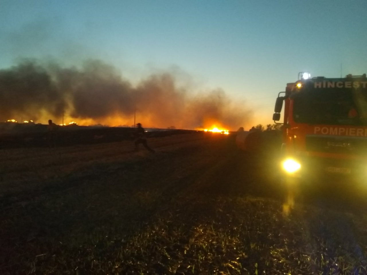 Пожарные участвовали в 36 случаях тушения пожаров, которые были зарегистрированы в разных районах страны.
