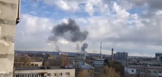 Во Львове в результате ракетных ударов погибли шесть человек. 
