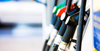 Accizele pentru carburanţi vor creşte, precum se va scumpi și vămuirea automobilelor sport şi de teren. Foto: fratellimasini.com