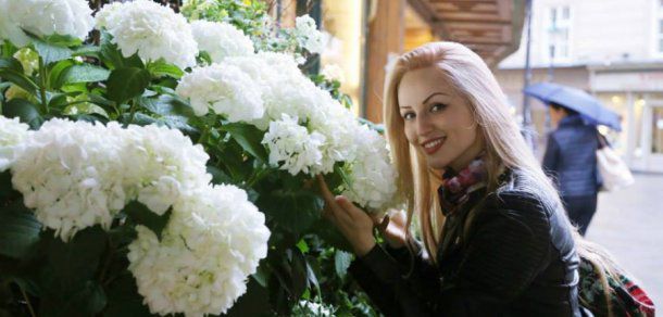 Cristina a hotărât să-și încerce norocul într-un domeniu absolut nou pentru ea, design și management al petrecerilor, și i-a reușit.