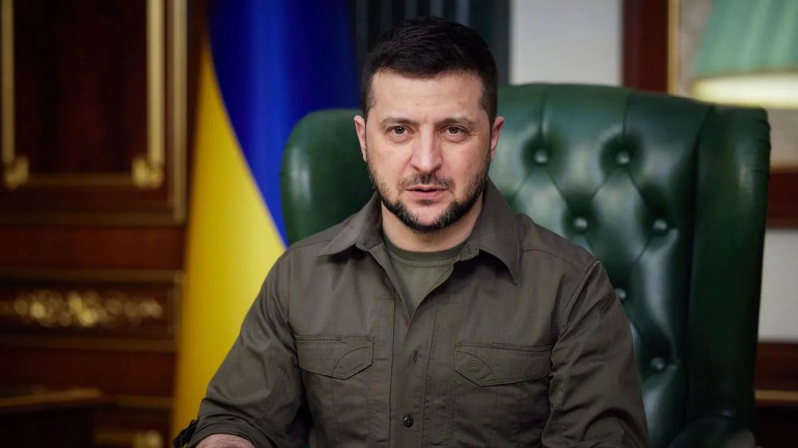 Зеленский приветствовал решение суда Британии по евробондам.