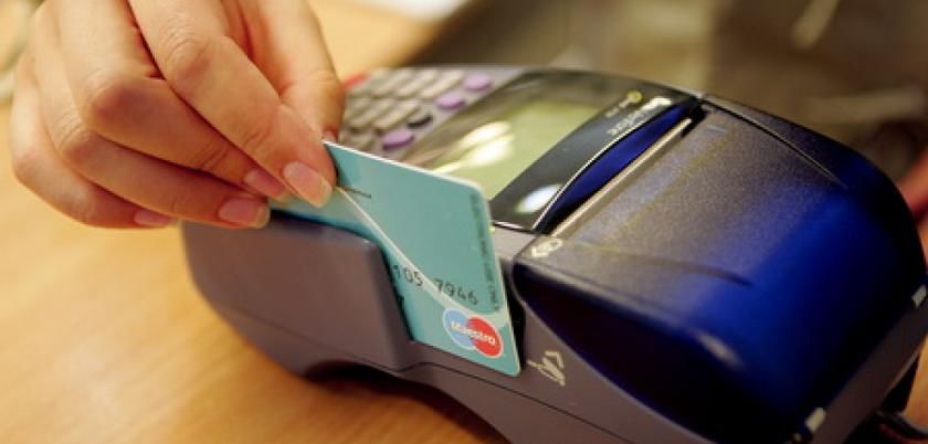 Cash-ul, cel mai utilizat de către moldoveni. Foto: observator.a1.ro