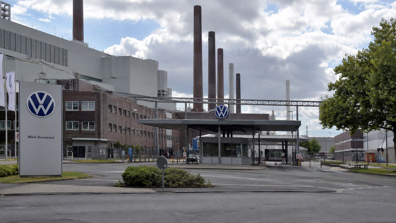 В Германии впервые перепрофилируют завод Volkswagen в оборонное производство.