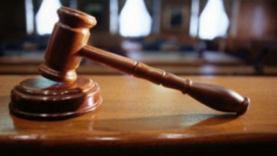 Un minor din capitală, în vârstă de 16 ani, a fost condamnat la patru ani închisoare pentru furturi în proporţii deosebit de mari.
