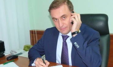 Eduard Bănăruc, susţine că ofiţerii anticorupţie au încălcat legea atunci când au confiscat banii şi au făcut publică informaţia.