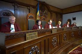 In sesizare Mihai Godea a întrebat judecătorii despre constituţionalitatea introducerii în această lege a noţiunii de „termen rezonabil”. Foto: flux.md