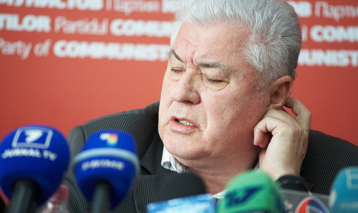 Comuniștii cer autorităților să se abțină de la revizuirea Constituţiei găgăuze și tentativele de limitare a drepturilor şi libertăţilor poporului găgăuz.