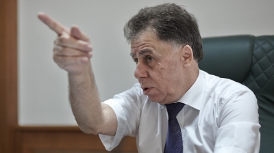  Rectorul Universităţii de Stat din Moldova (USM), Gheorghe Ciocanu, susţine că în acest an vor aplica circa 20 de mii de candidaţi.