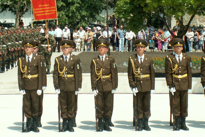 В Молдове трем из четырех молодых людей, по итогам осеннего призыва 2012 г. была предоставлена отсрочка. 