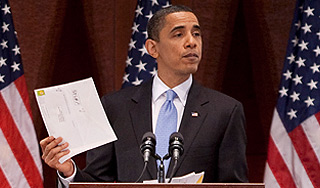 Американские спецслужбы перехватили письмо, предположительно с ядовитым веществом, адресованное президенту США Бараку Обаме.