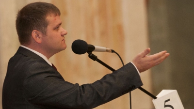 Valeriu Munteanu, a anunţat că fracţiunea sa nu îl va susţine pe Corneliu Gurin pentru funcţia de procuror general.