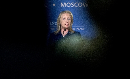 Hillary Clinton se află în prezent într-un turneu diplomatic african, după care se va deplasa la Istanbul.