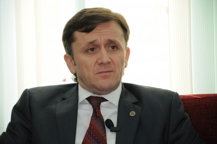 Cît priveşte veniturile obţinute anul trecut la locul de muncă, Iurie Ciocan a avut un peste 178, 8 mii lei