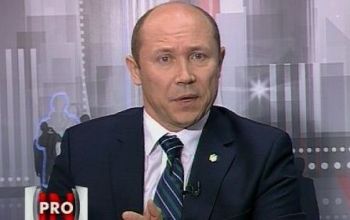 La emisiune au mai participat deputaţii PL şi PD, Valeriu Munteanu şi, respective, Igor Corman