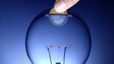 Printre revendicările protestarilor se numără naţionalizarea societăţilor de distribuţie a energiei electrice şi demontarea contoarelor