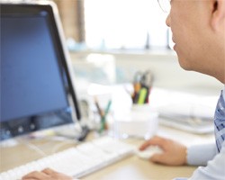 Китайские активисты серьезно озабочены распространением непроверенной и порой лживой информации в интернет-пространстве. Фото:  thinkstock.com