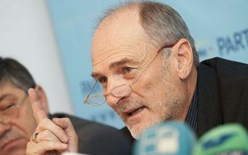 Exponenţii Alianţei pentru Integrare Europeană declară că se vor conforma deciziei Curţii Constituţionale