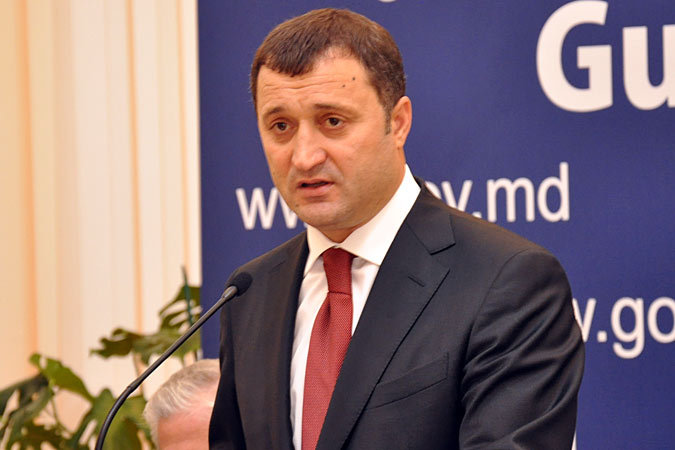 Премьер-министр Владимир Филат сегодня поздравил граждан Молдовы с праздником "Мэрцишор".