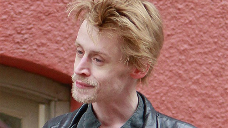  Macaulay Culkin a renunţat la cariera de actor şi a decis să se mute la Paris cu prietenul lui Pete Doherty.