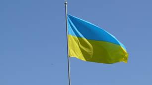 Инициативная группа рассчитывает в перспективе собрать 3 млн подписей за референдум о присоединении Украины в качестве 10 новых штатов к США.