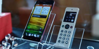 Gadgetul este deocamdată disponibil doar în China. Încă nu se știu prețuri și date pentru disponibilitatea în alte regiuni.