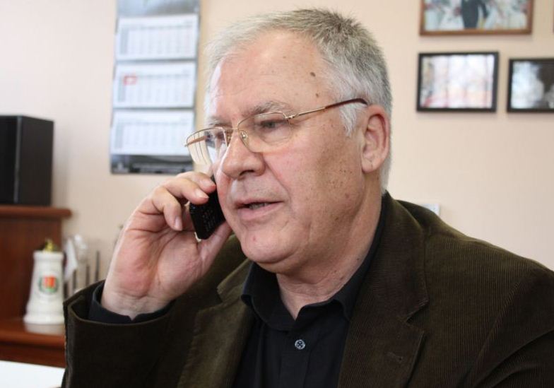 Дьяков сказал, что своим поведением Михай Гимпу ставит под опасность переговоры, касающиеся нового демократического правящего альянса, и что тем самым он ведет игру коммунистов.