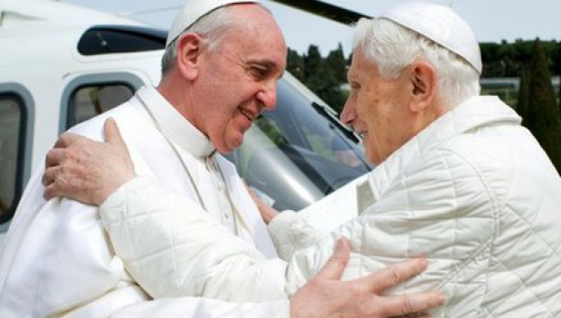 Papa emerit Benedict al XVI-lea se va întoarce şi se va instala într-o mică mănăstire reamenajată.