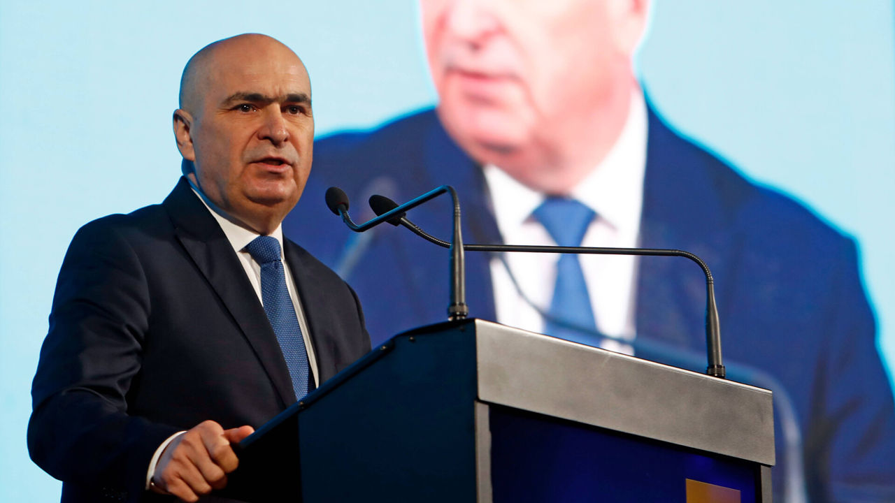 Премьер-министр Румынии Илие Боложан посетит Молдову с официальным визитом.