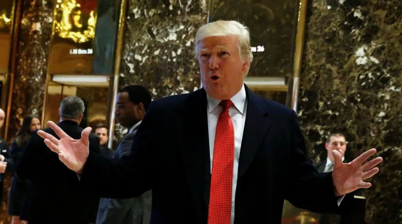 Суд разрешил Трампу не пускать журналистов AP в Белый дом.