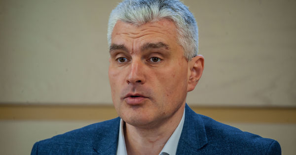 Вице-спикер парламента Александр Слусарь.