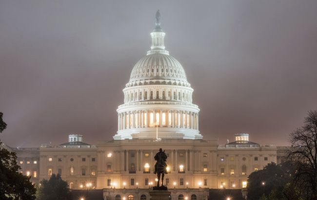 США может передать Украине 10 млрд долларов помощи.