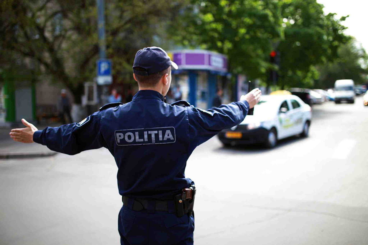 Peste 3.800 de șoferi, amendați în zilele de weekend.