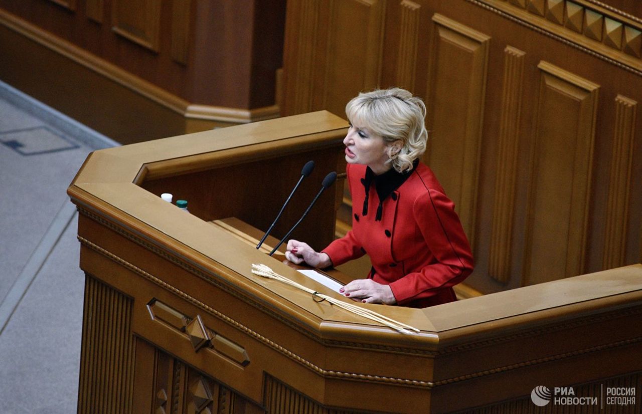 Представитель Порошенко прокомментировала слова Тимошенко об импичменте.