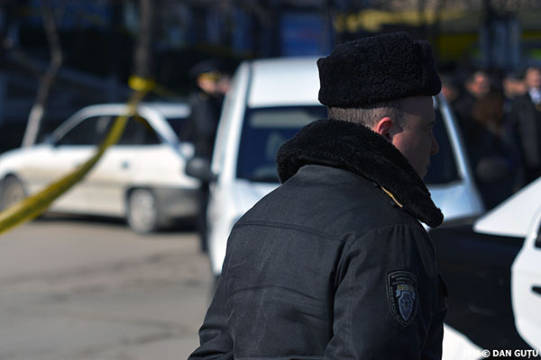 Полиция подозревает, что убийство совершил один и тот же преступник.