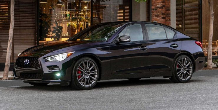 Infiniti создали уникальный черный цвет, меняющий свой оттенок.