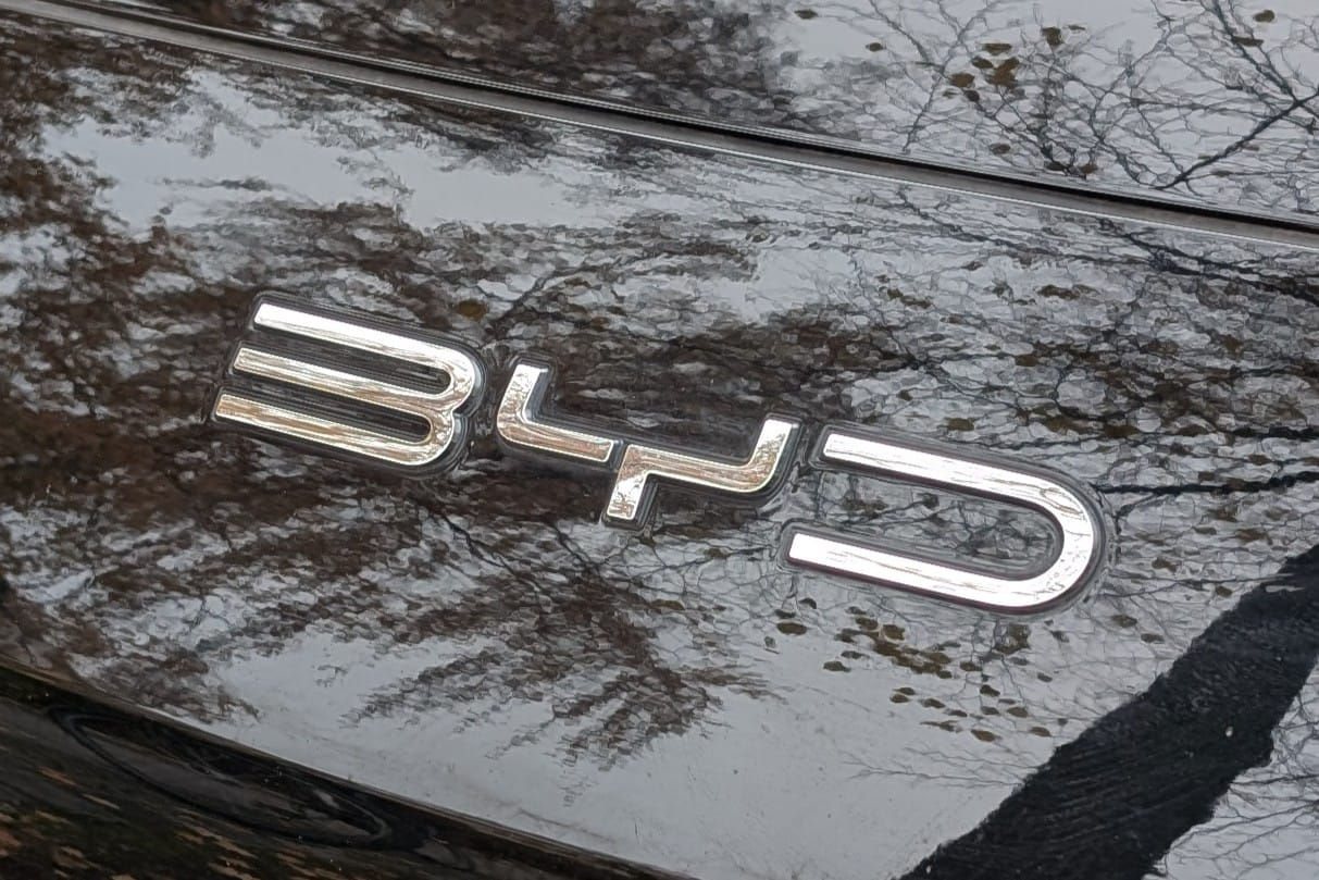 BYD значительно расширит штат в Европе и готовит к запуску первый завод в Венгрии.
