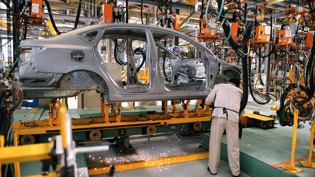 China asamblează automobile în Rusia la fostele fabrici ale concurenților occidentali.