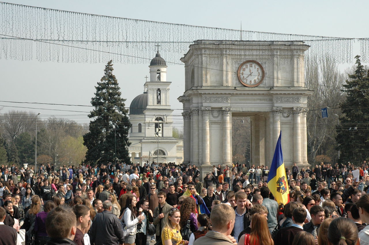 La fel, organizatorii au solicitat forțelor de ordine să manifeste maximă prudență și să oprească orice tentativă de a provoca violențe, din partea unor indivizi care ar putea fi infiltrați în mulțime.