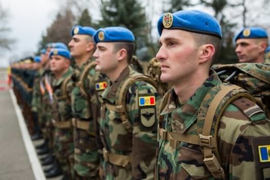 30 молдавских военнослужащих участвуют в масштабных маневрах "Морской бриз" на Украине.