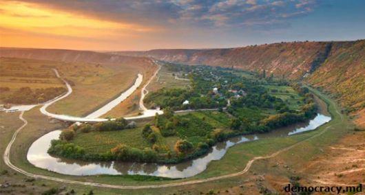 Turismul moldovenesc ar trebui consolidat pentru a atrage cât mai mulţi turişti. Foto: democracy.md