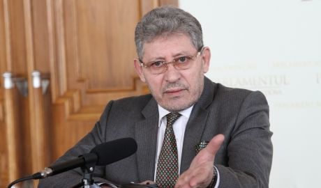 Гимпу назвал Санду соучастницей кражи из банковской системы.
