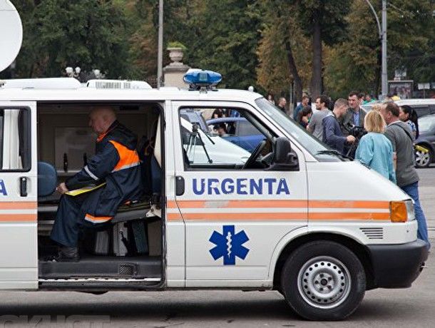 Ребенок пострадал в столкновении маршрутки и грузовика в Унгенах.