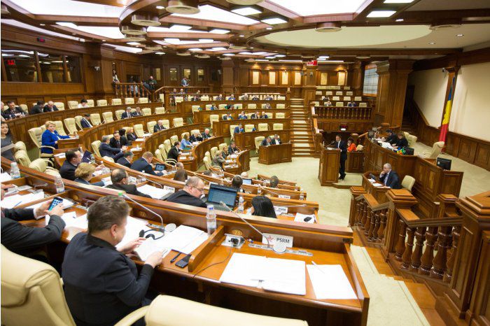 Парламент рассмотрит 2 марта резолюцию о выражении вотума недоверия главе Минздрава.