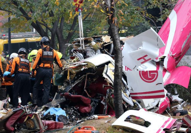 По предварительным данным, авария произошла из-за ошибки пилота. Фото: AFP