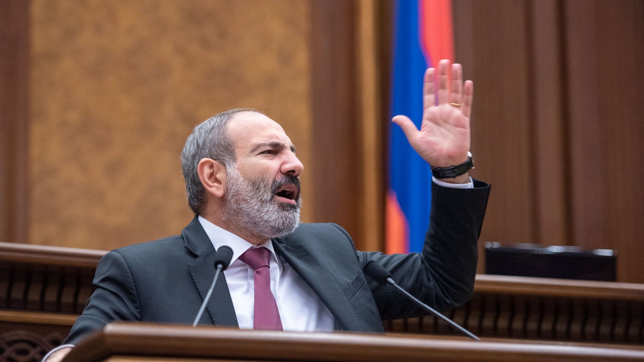 Ереван отозвал посла из Минска: Пашинян требует от Лукашенко извинений.