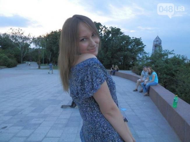 Tânăra care a fost reținută de poliția din Odessa. Foto: 048.ua